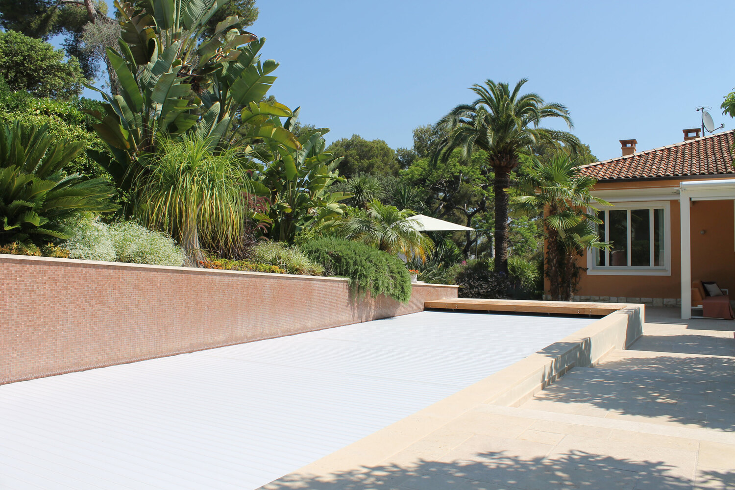 volet de piscine immerge