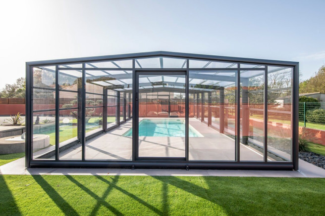 Abris de piscine hauts