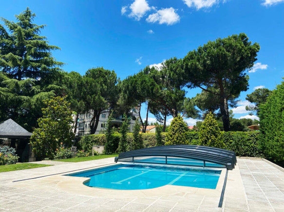 Abris de piscine télescopique