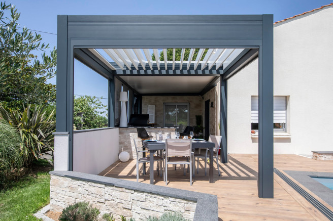 PERGOLA TOITURE LAME