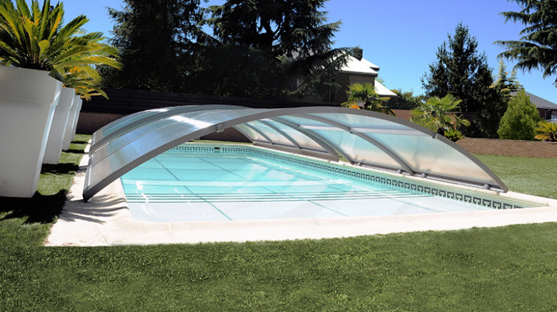 Abri de piscine