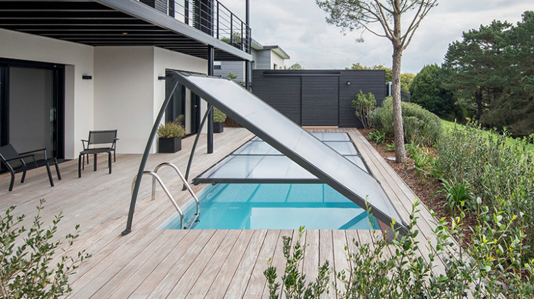 Abri de piscine