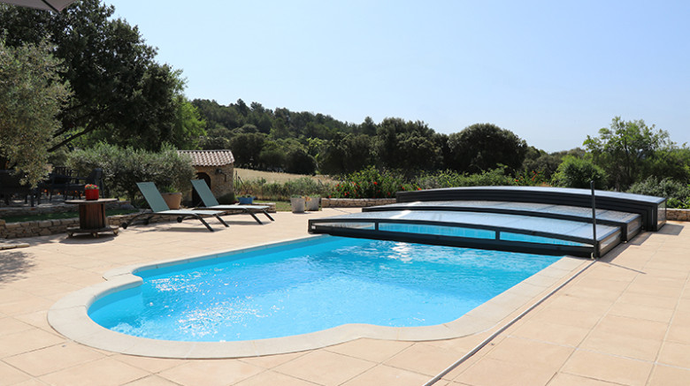 Abri de piscine
