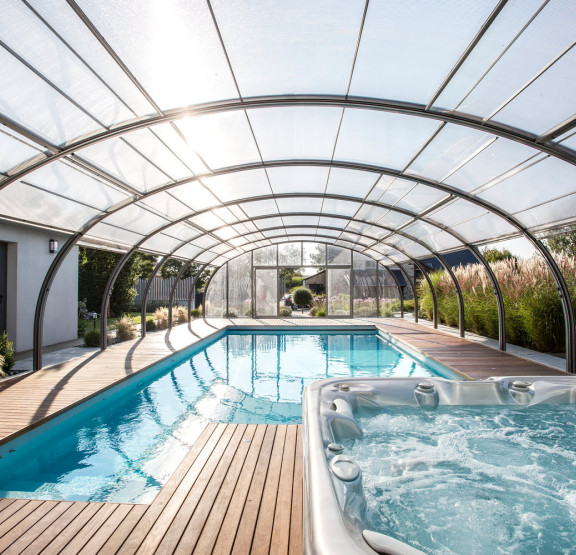 Abris de piscine hauts