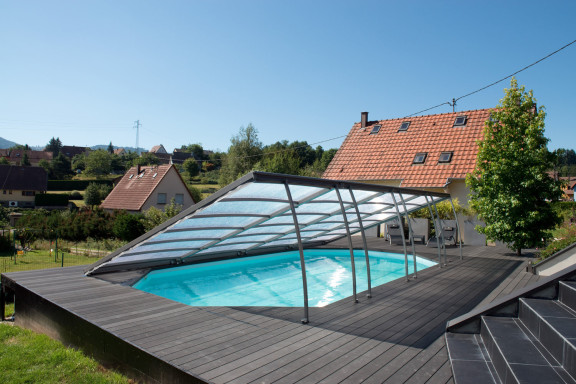 Abris de piscine plats