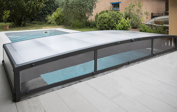 Abris de piscine télescopique