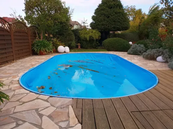 bache  de piscine