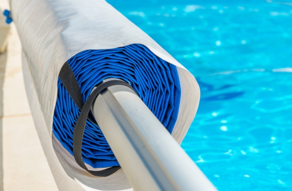 Bâche de piscine