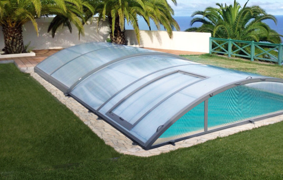 abri de piscine amovible