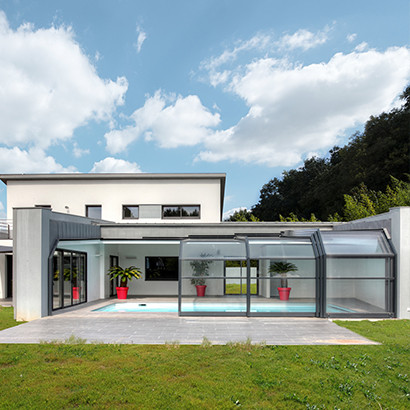 Abri de piscine haut