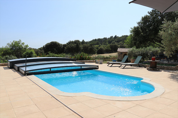 Abri de piscine