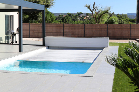 Volet de piscine hors sol banc