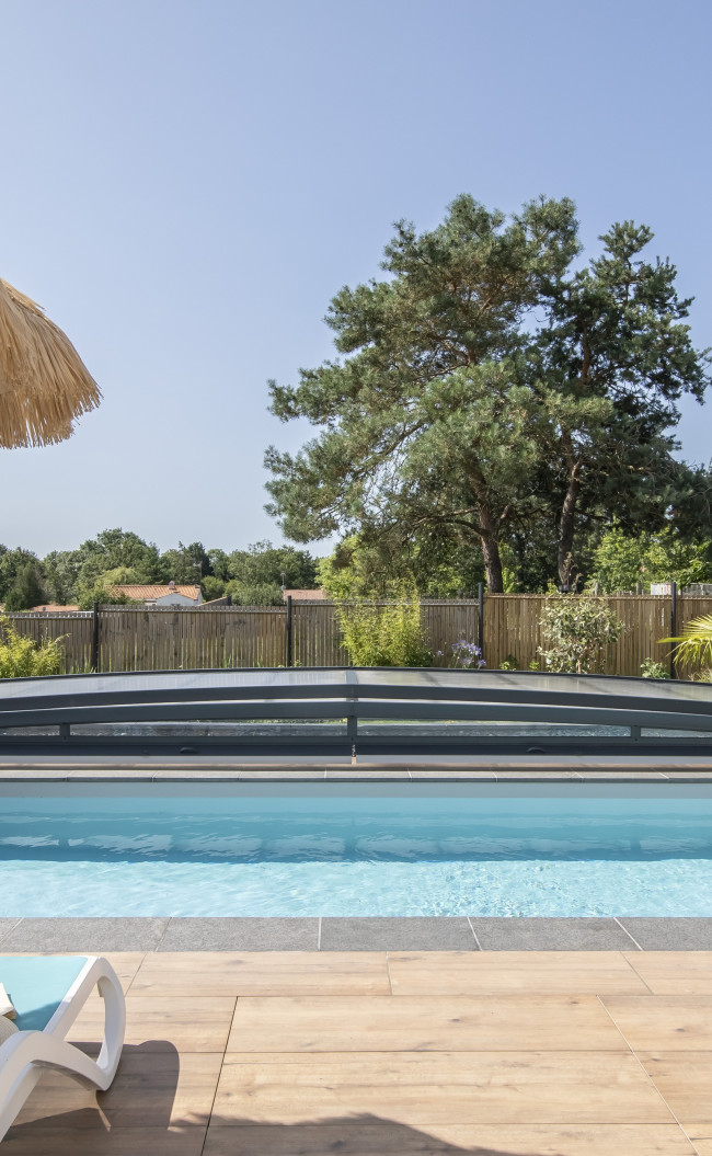 Abri de piscine télescopique