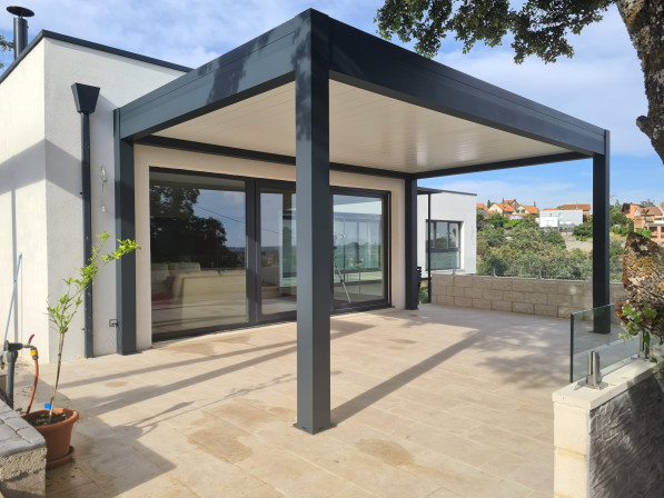 pergola