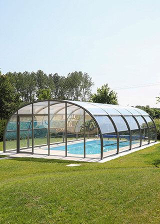 Abri de piscine haut cintré indépendant