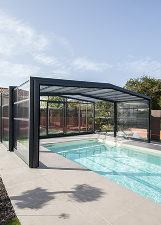 Abri de piscine haut indépendant